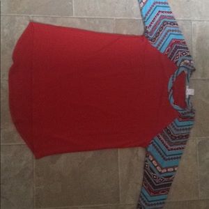 Honey and lace raglan